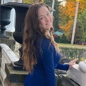 Meet your Posher, Haley